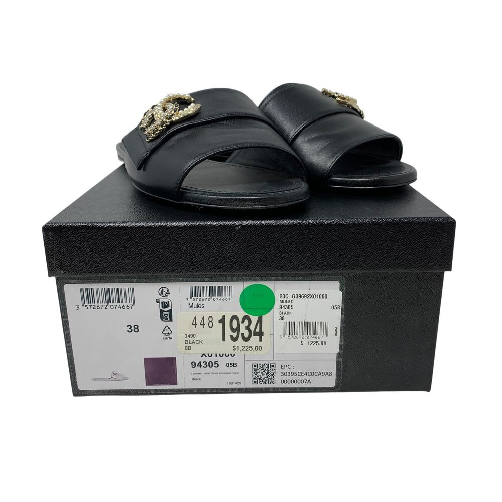 Chanel CC Pearl Logo Leather Mule Sandals Black Size 38 US 7.5 New With Box - Picture 10 of 11